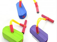 厂家供应儿童益智玩具青蛙跳 4款颜色任选价格优惠