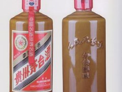 桂林回收11年人民大会堂陈酿茅台酒，回收各种年份茅台酒