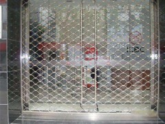 闵行区商铺水晶门 电动不锈钢网型门 折叠门制作安装