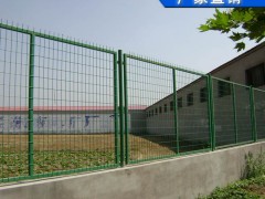 珠海路边护栏网/深圳公路铁丝网/隔离栅详细描述