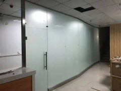 郑州 办公室玻璃隔断—顺鑫玻璃有限公司