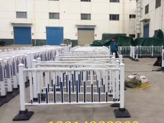 PVC塑钢道路护栏 河道安全护栏 静电喷涂道路护栏