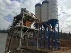 河南地区航建重工低价供应HZS90型混凝土搅拌站