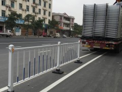 福建道路护栏厂家供应市政护栏 防眩光护栏 PVC道路护栏
