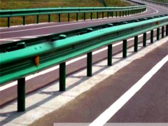 深州市厂家宏利直销 高速公路护栏板  可定制