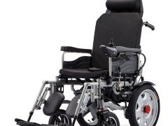 圣百祥品牌双马达驱动电动轮椅